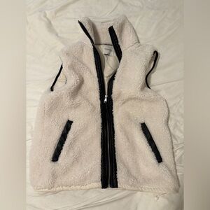 Abercrombie & Fitch Sherpa Vest with Dark Accents